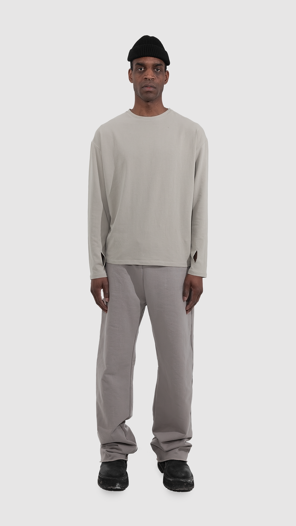 Q-1 Long sleeve T-shirt STONE